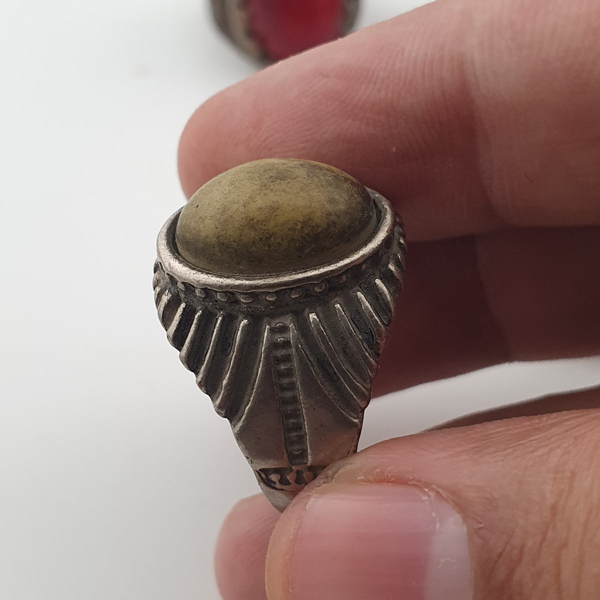15 Mixed Vintage Rings Antique Style Brass Glass & Stone Collectible Ring Lot