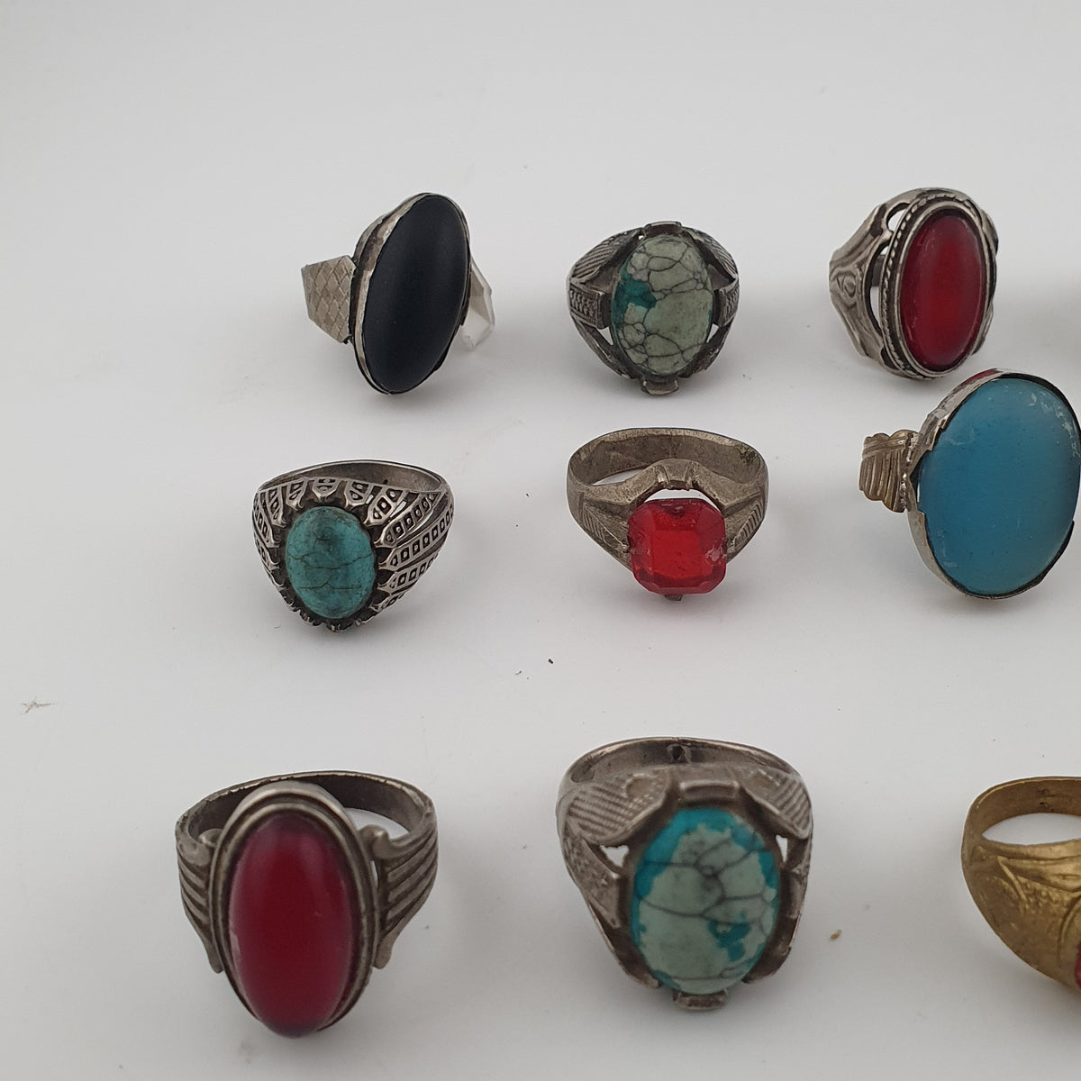15 Rustic Brass Rings – Mixed Traditional Glass & Stone Ring Collection