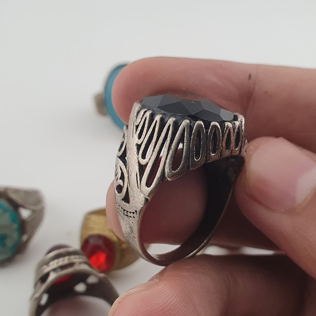 15 Rustic Brass Rings – Mixed Traditional Glass & Stone Ring Collection