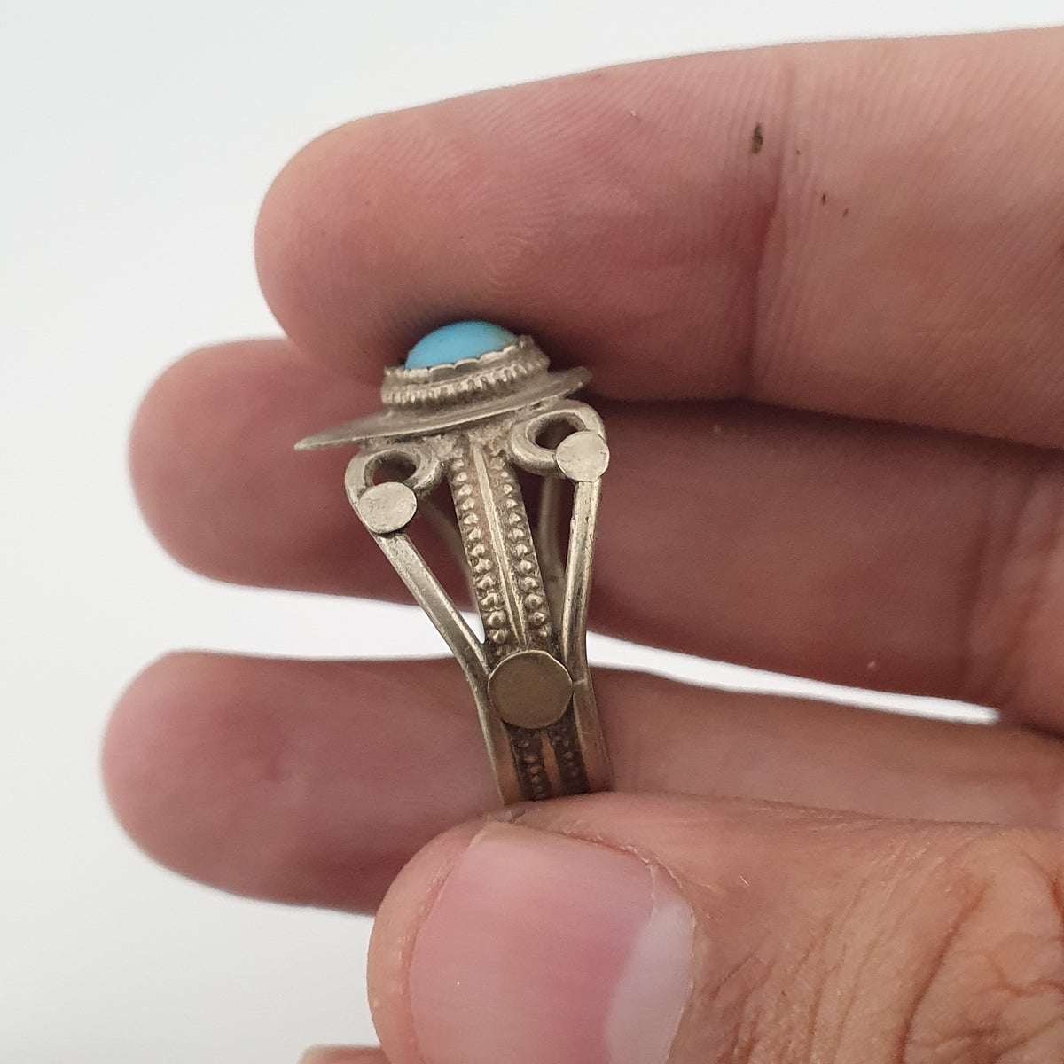 15 Rustic Brass Rings – Mixed Traditional Glass & Stone Ring Collection