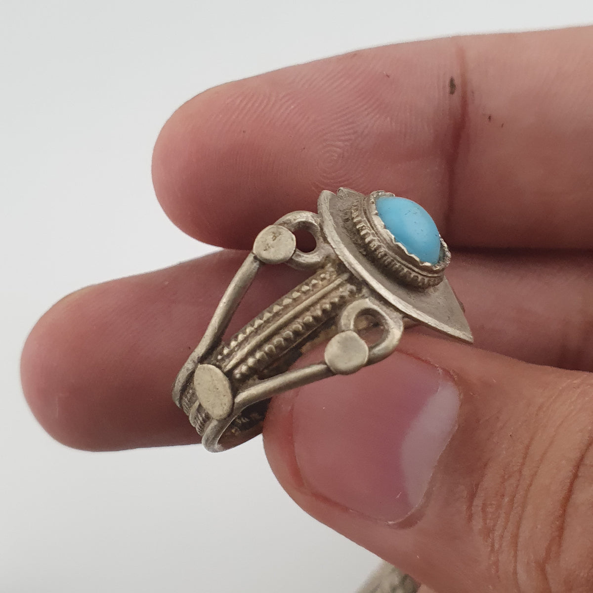 15 Rustic Brass Rings – Mixed Traditional Glass & Stone Ring Collection
