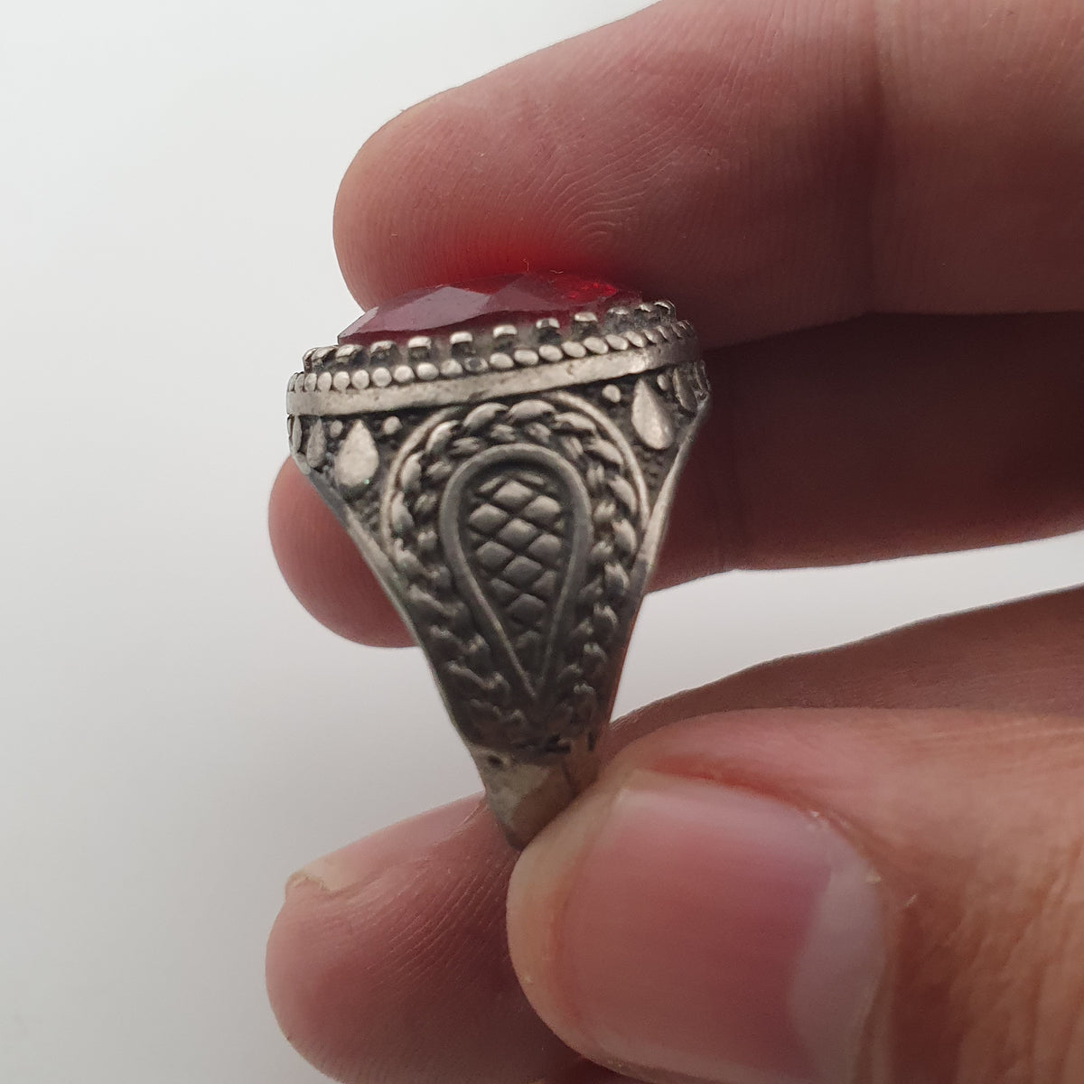 15 Ancient Style Antique Rings Mixed Brass Stone & Glass Collectible Lot