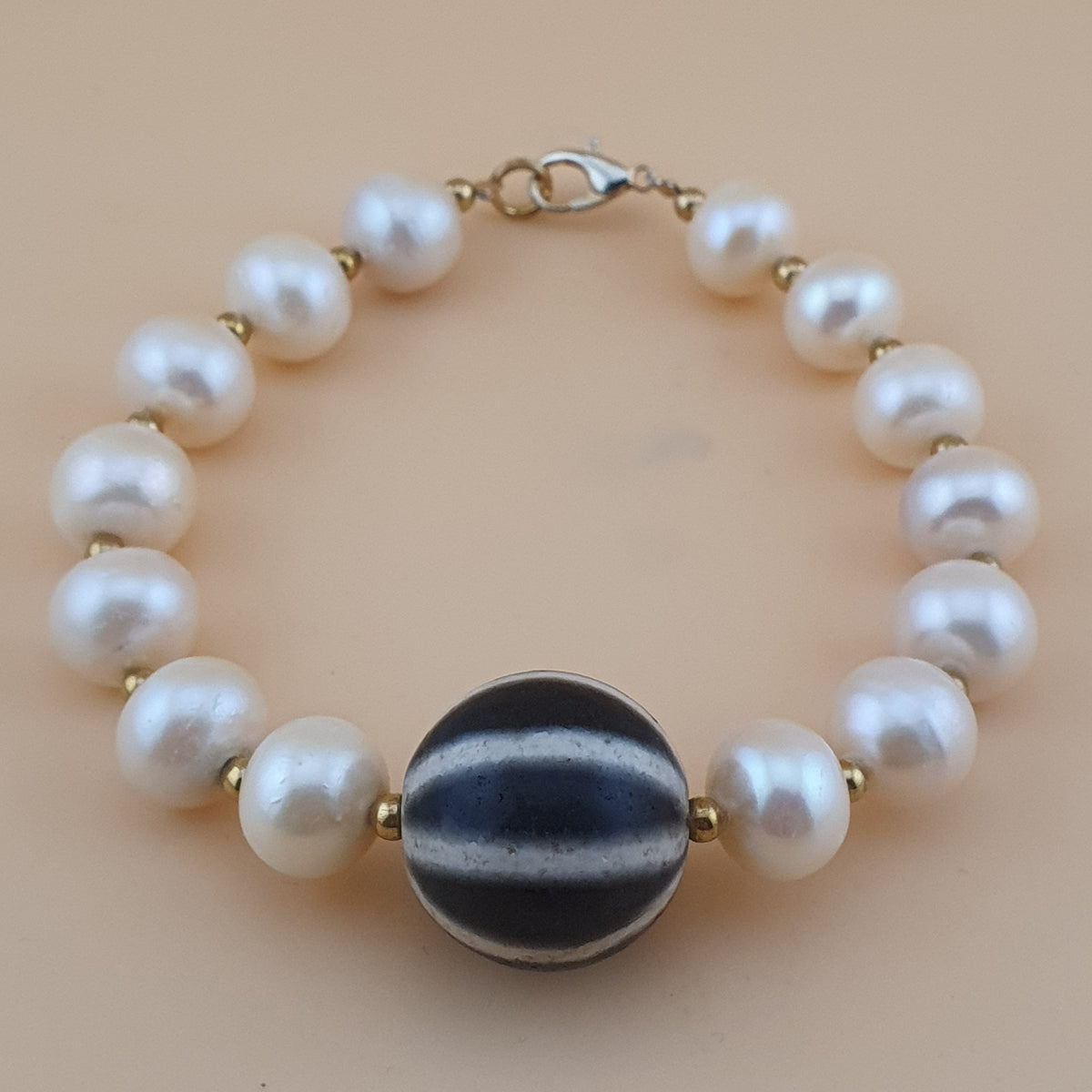 Vintage Himalayan Melon Design Dzi Bead With Authentic Pearls Bracelet