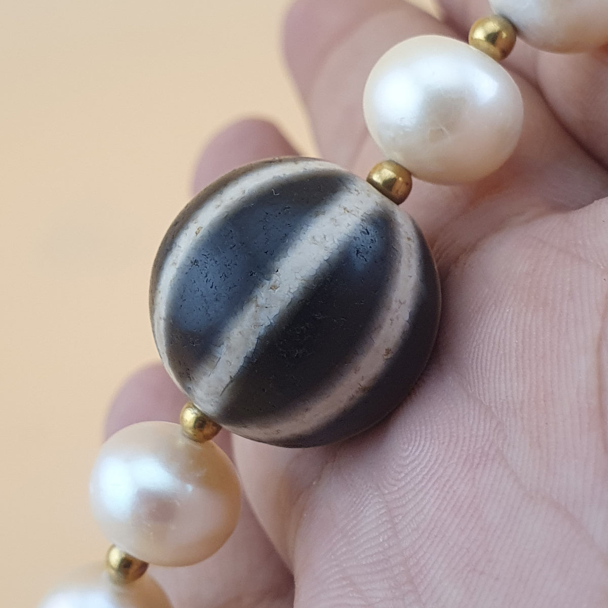 Vintage Himalayan Melon Design Dzi Bead With Authentic Pearls Bracelet