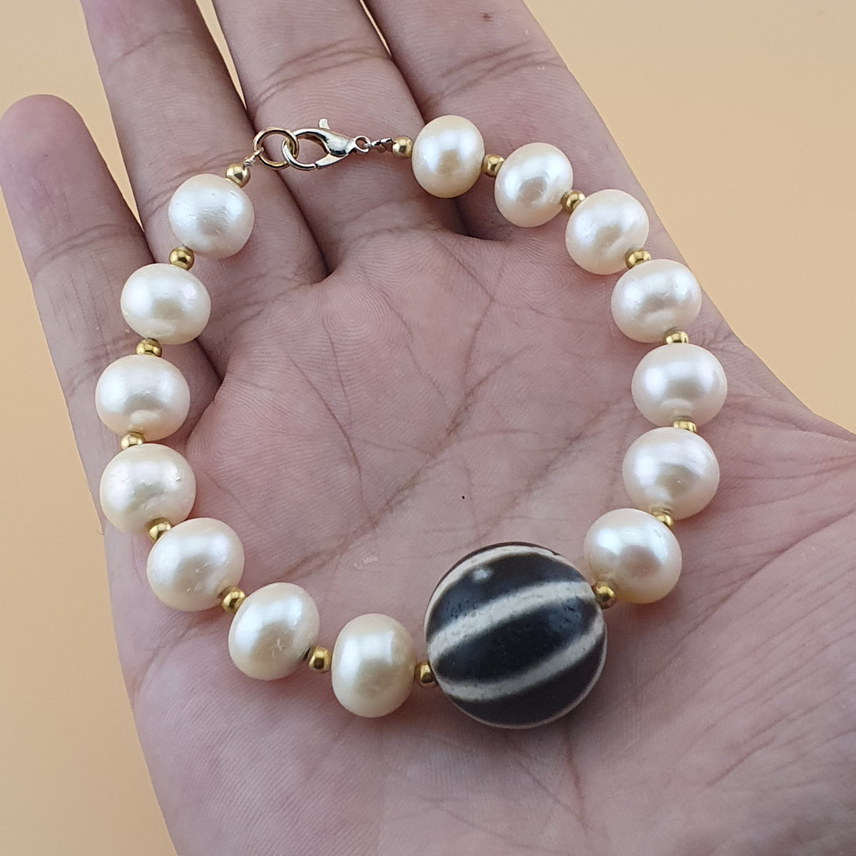 Vintage Himalayan Melon Design Dzi Bead With Authentic Pearls Bracelet