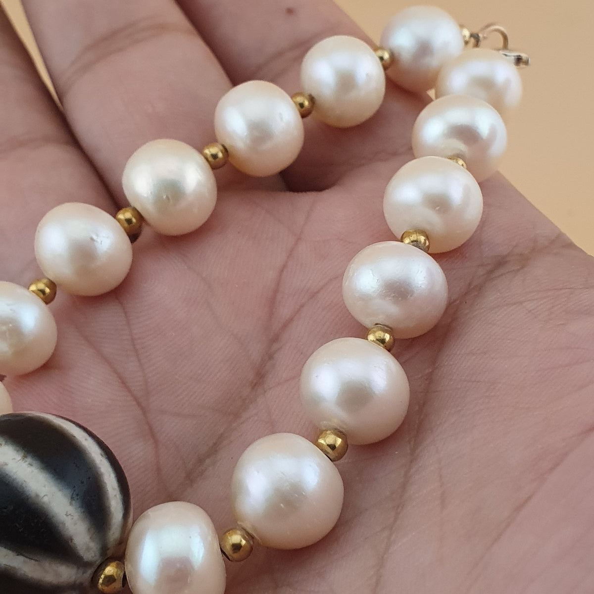 Vintage Himalayan Melon Design Dzi Bead With Authentic Pearls Bracelet