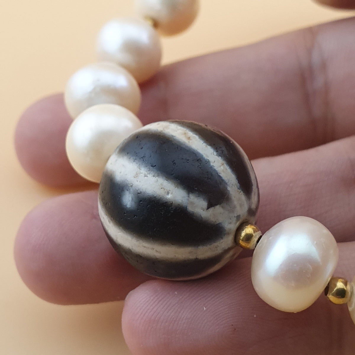 Vintage Himalayan Melon Design Dzi Bead With Authentic Pearls Bracelet