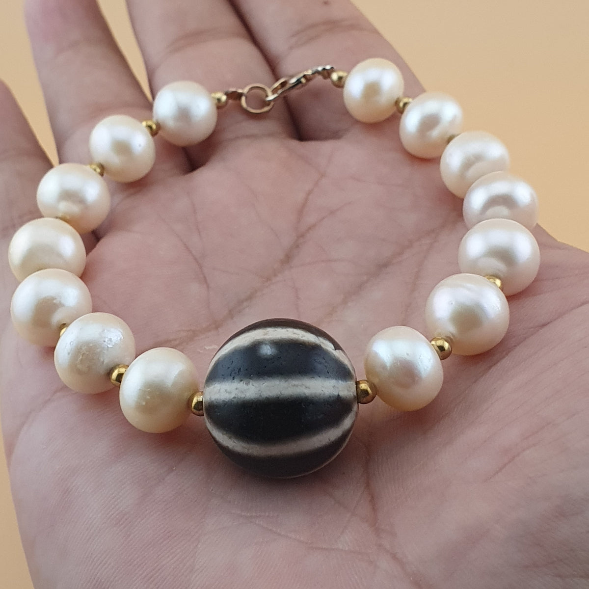Vintage Himalayan Melon Design Dzi Bead With Authentic Pearls Bracelet