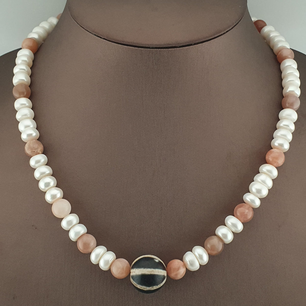 Authentic Fresh Water Pearls & Moon Stone With Melon Shape Agate Gemstone Pendant Necklace
