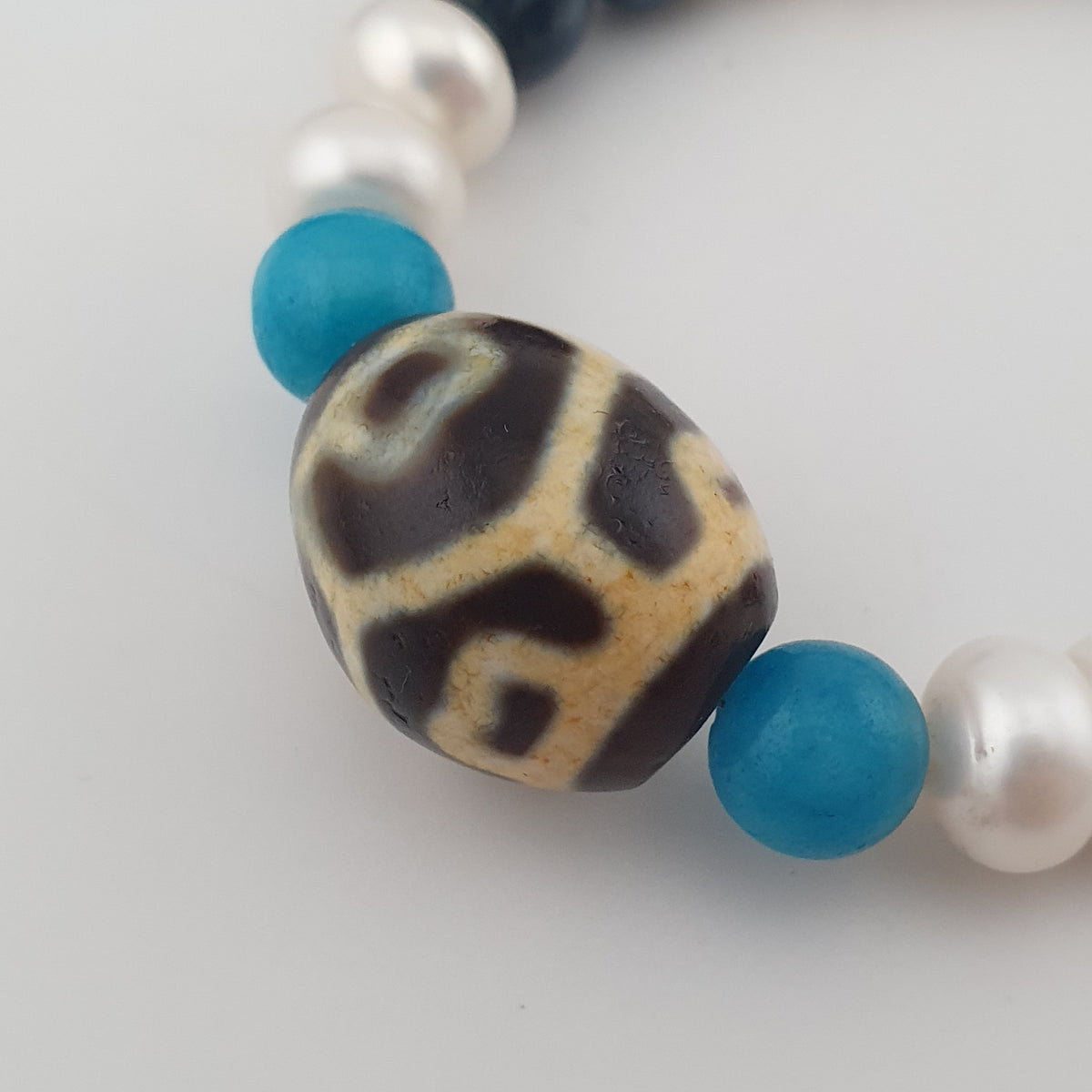 Authentic Fresh Water Pearls & Gemstone Beads With Himalayan Tibetan Dzi Pendant Necklace