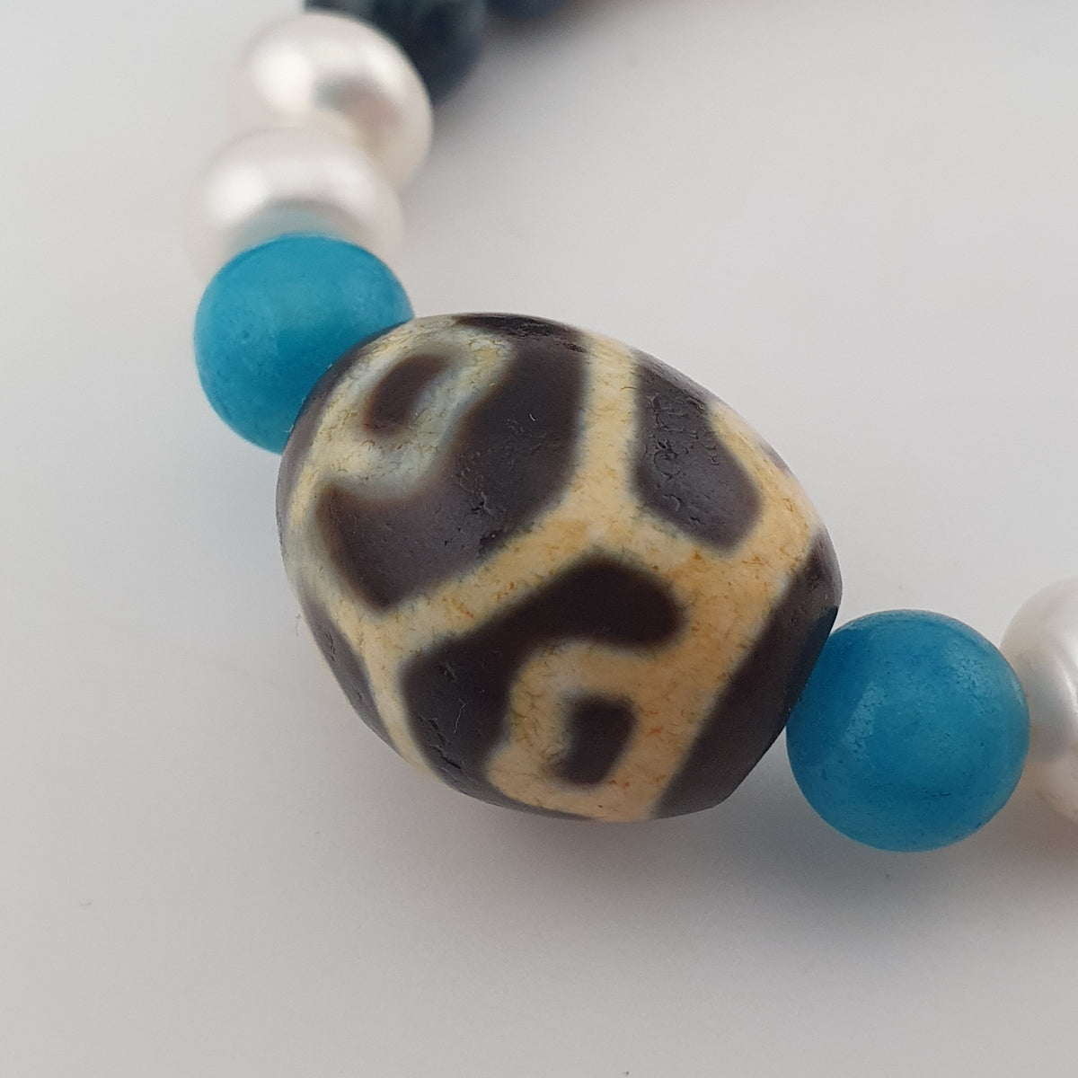 Authentic Fresh Water Pearls & Gemstone Beads With Himalayan Tibetan Dzi Pendant Necklace