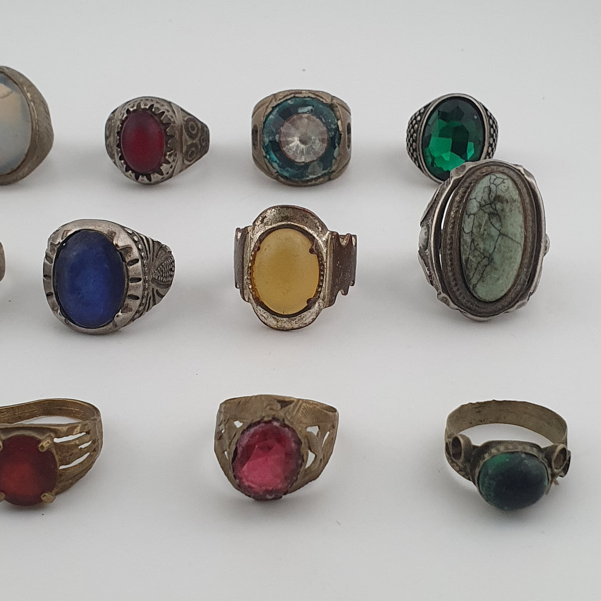 Old World Jewellery Collection 15 Mixed Brass Statement Rings