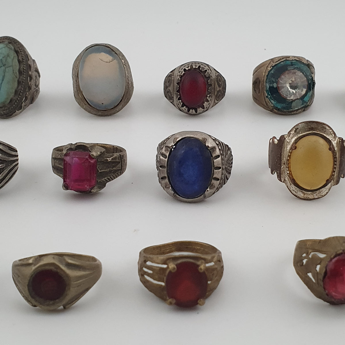 Old World Jewellery Collection 15 Mixed Brass Statement Rings