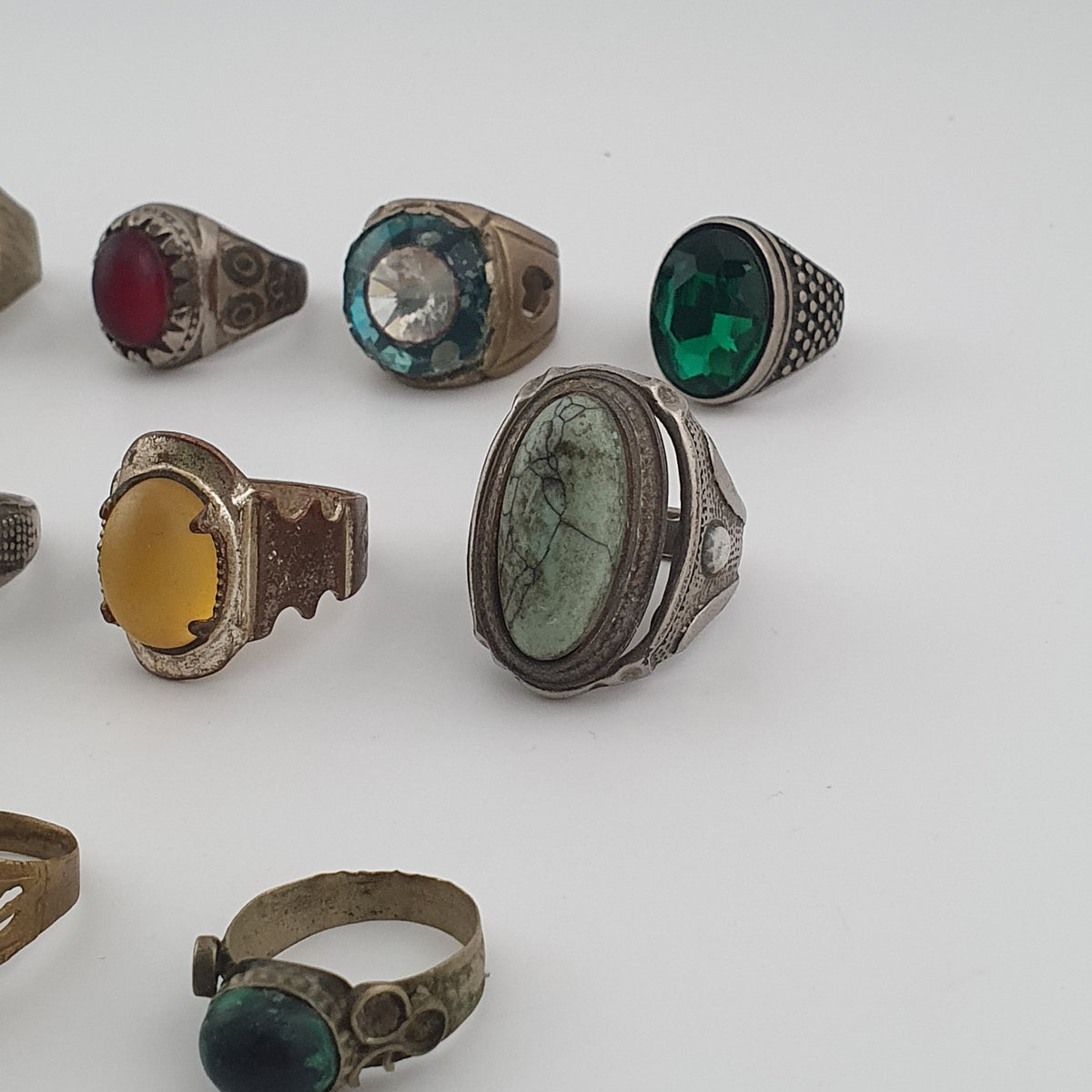 Old World Jewellery Collection 15 Mixed Brass Statement Rings