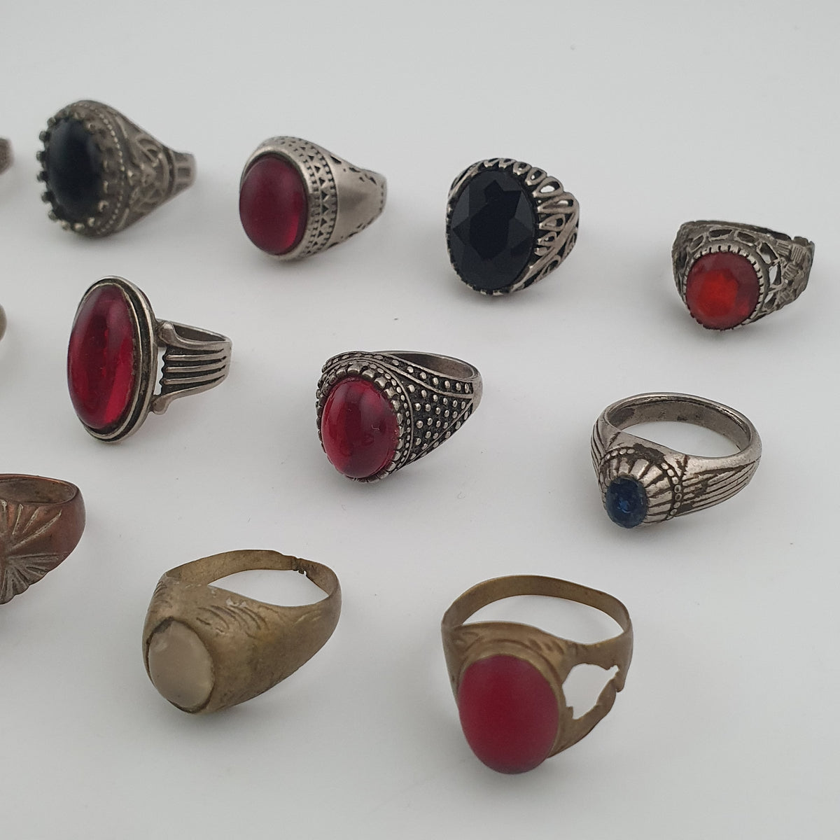 Traditional Brass Old World Treasure Rings 15  Jewellery Pieces