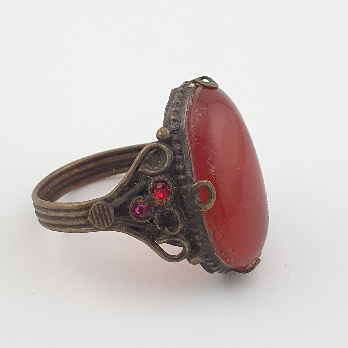 Amtique Handmade Brass & Agate Ring