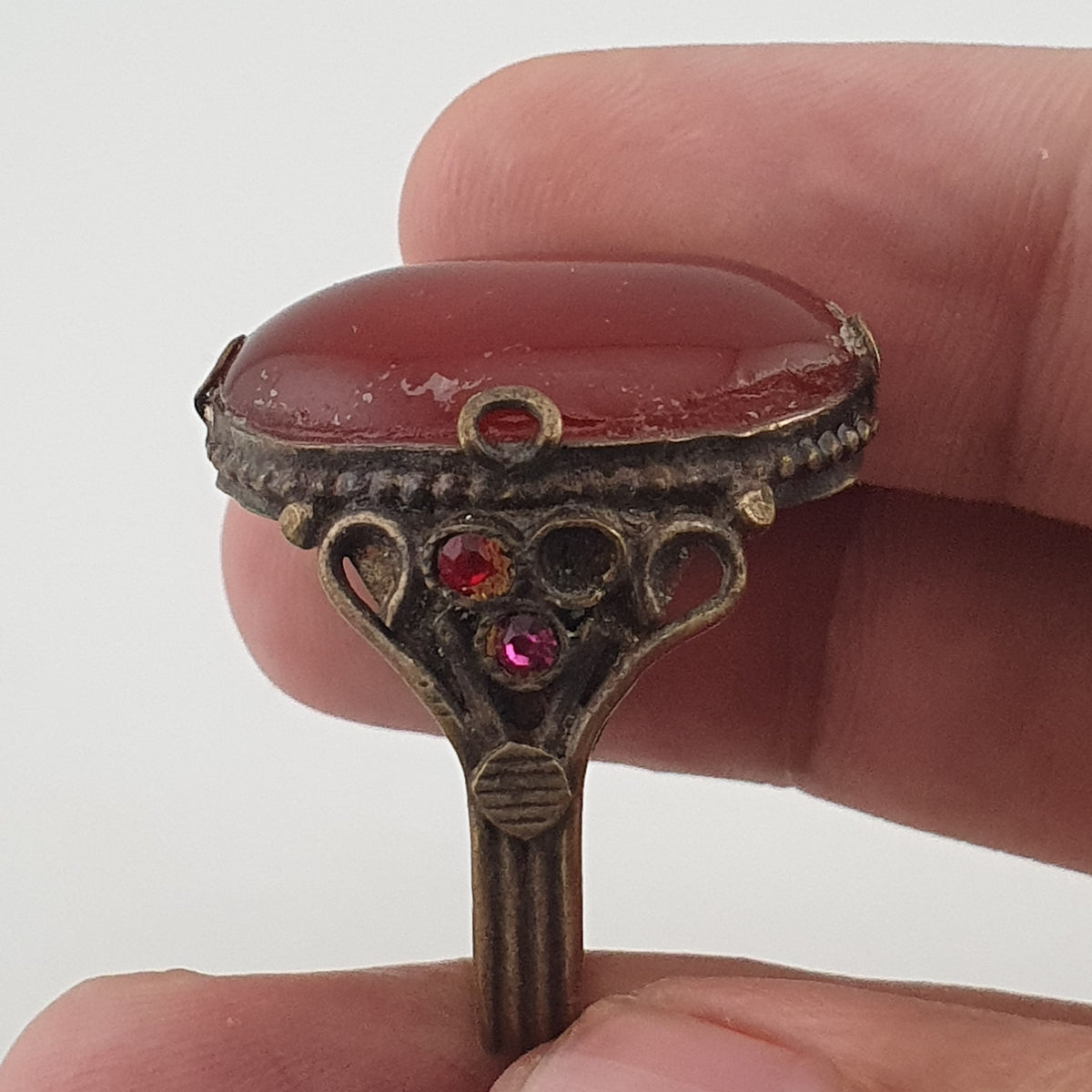 Amtique Handmade Brass & Agate Ring
