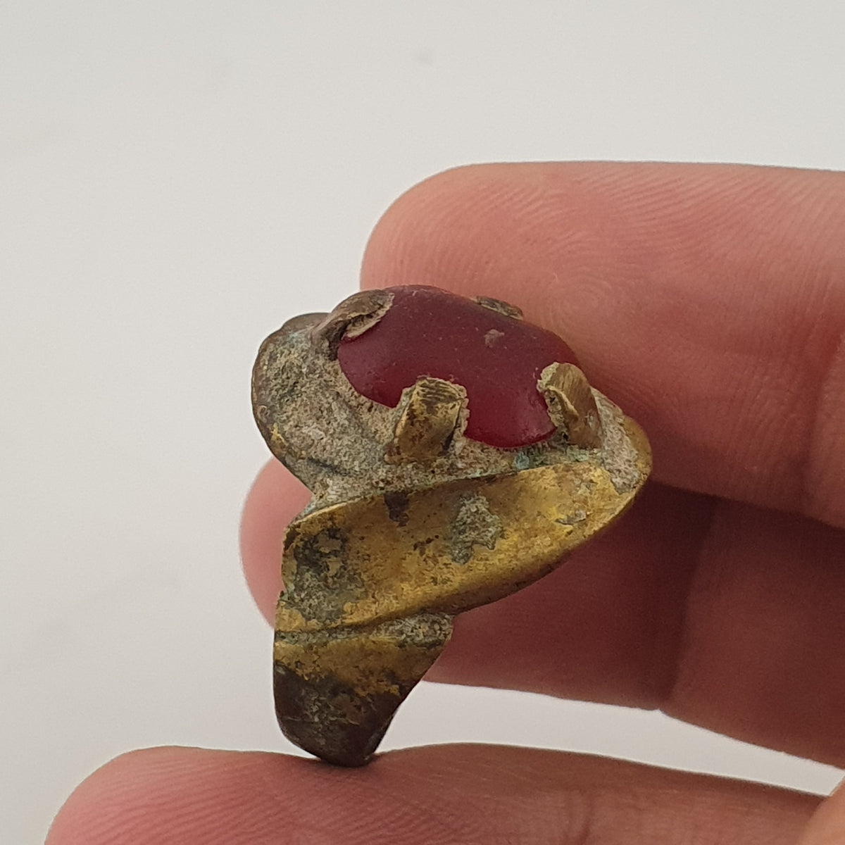 Ancient Style Handmade Brass Ring with Cubic Zirconia