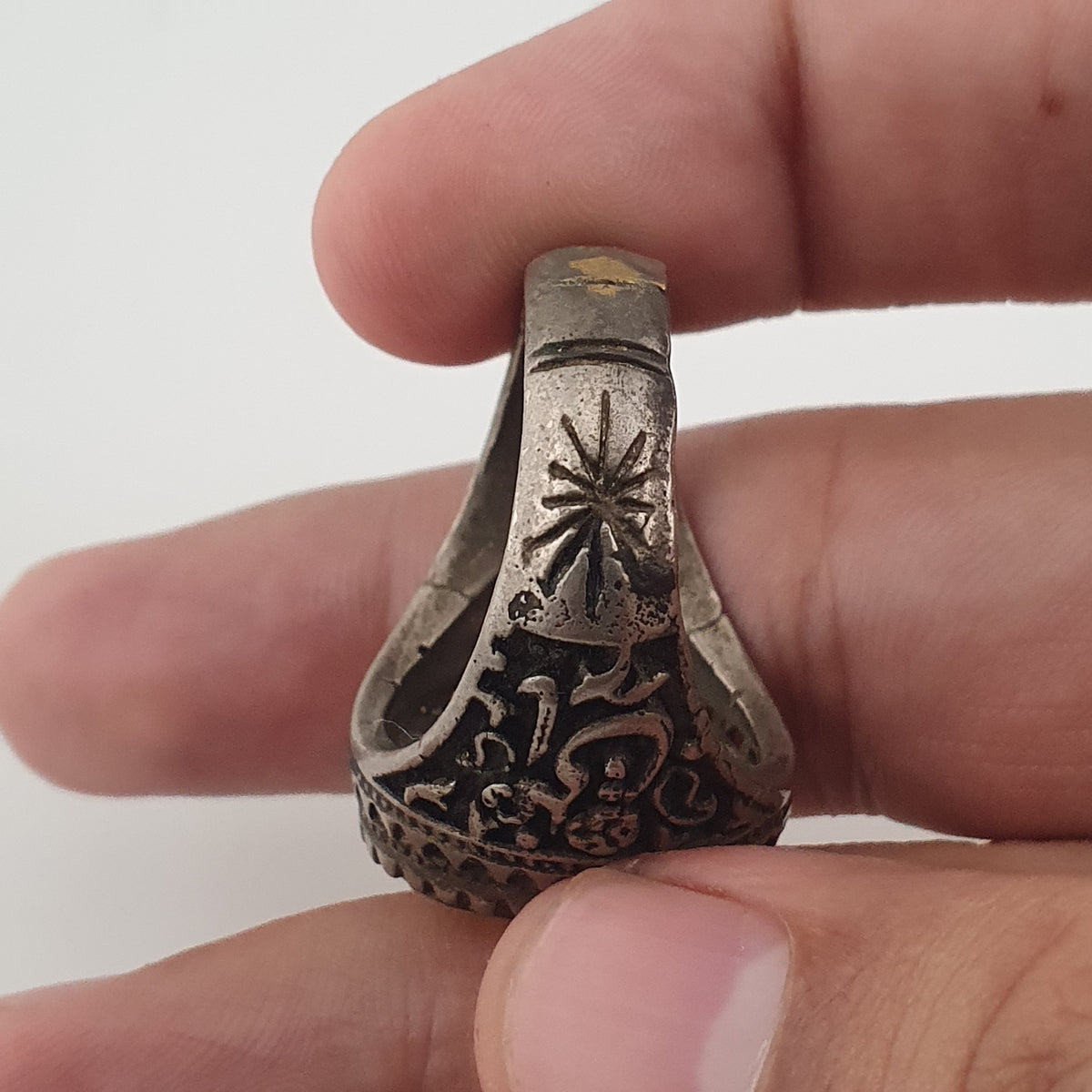 Ancient Brass Ring with Agate Traditional Boho Statement Ring