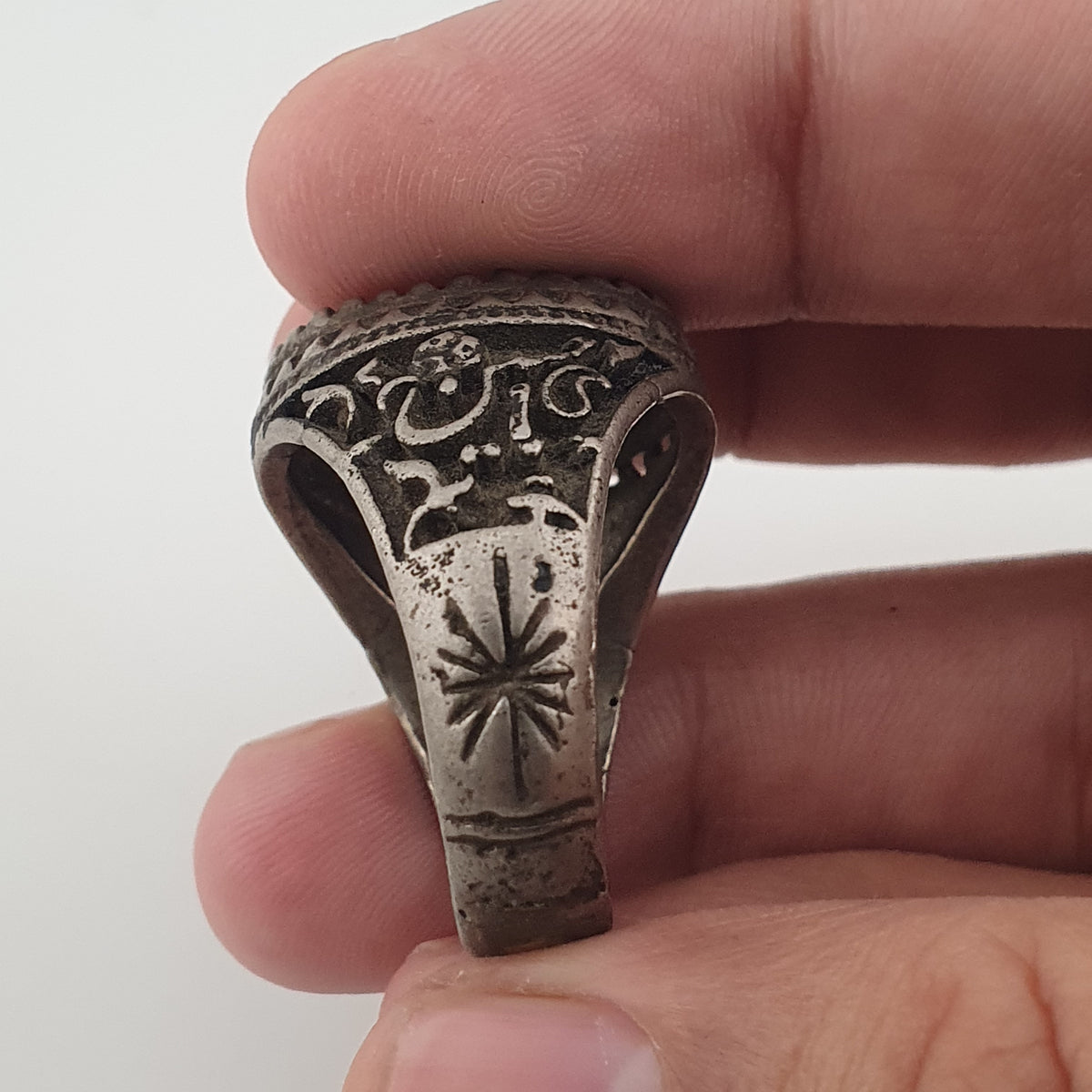 Ancient Brass Ring with Agate Traditional Boho Statement Ring