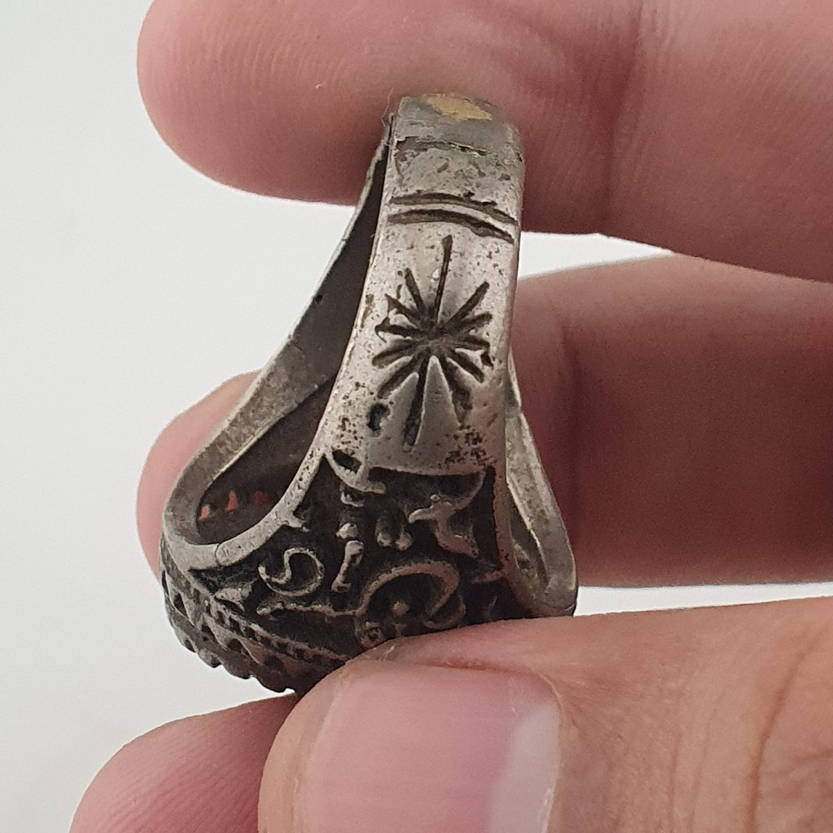 Ancient Brass Ring with Agate Traditional Boho Statement Ring