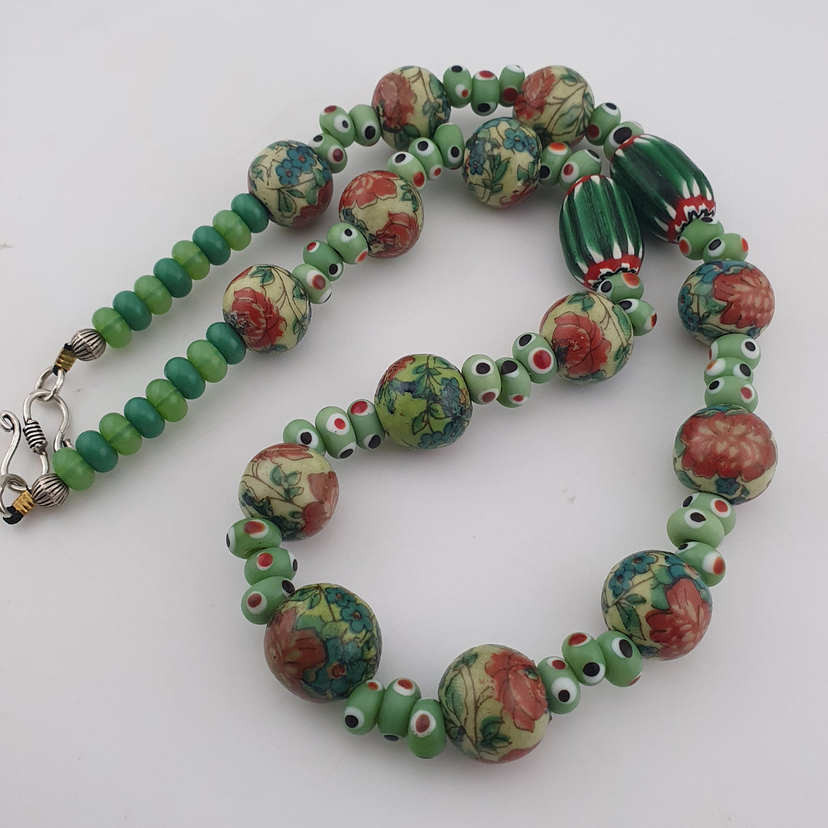 Vintage Venetian Printed Floral & Eyes Glass Beads Necklace