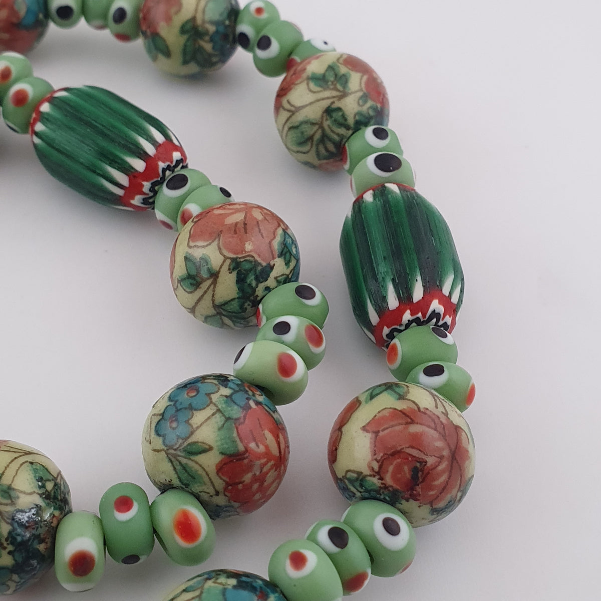 Vintage Venetian Printed Floral & Eyes Glass Beads Necklace