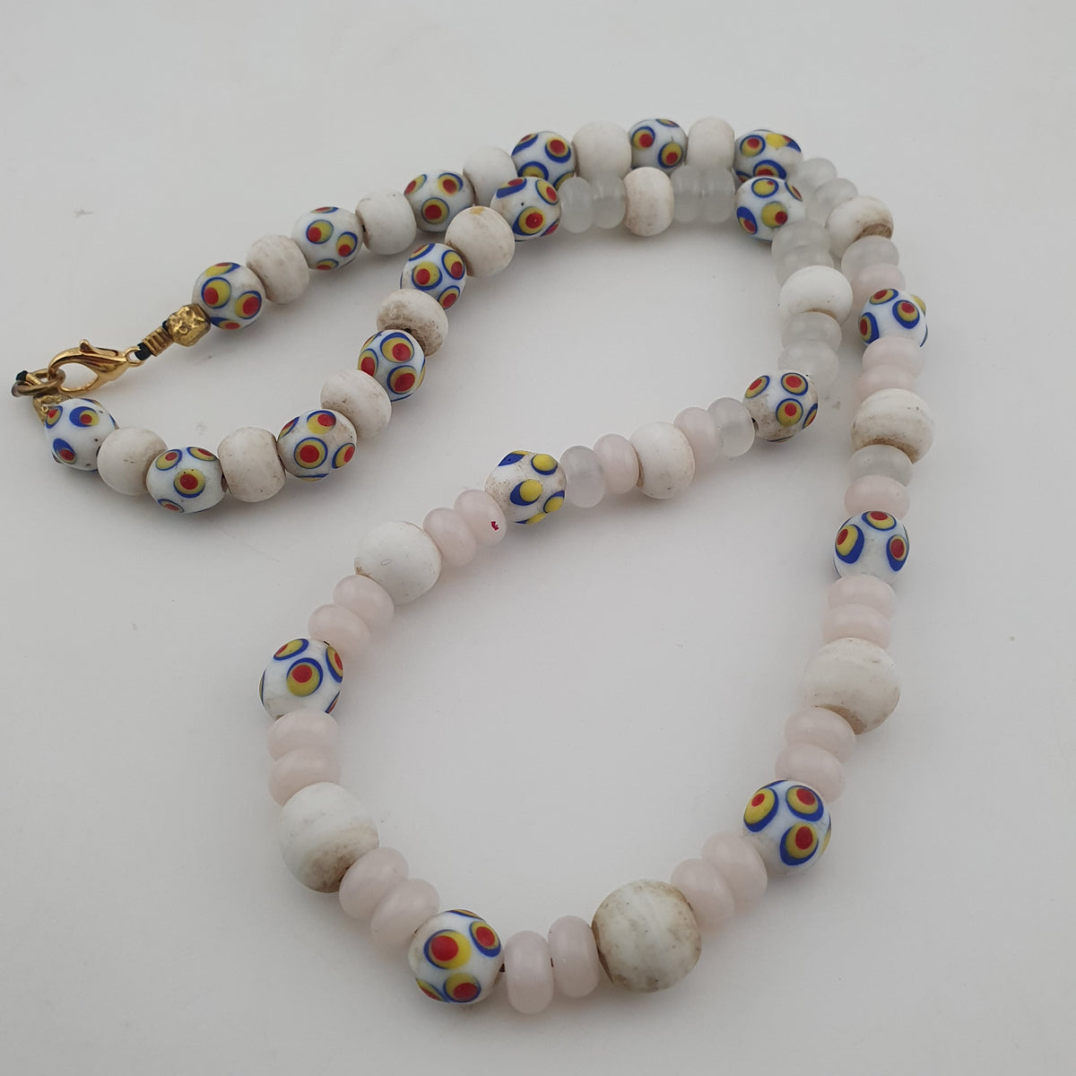 Vintage Venetian African Style Skunk Eyes &amp; Tire Shape White Glass Beads Necklace