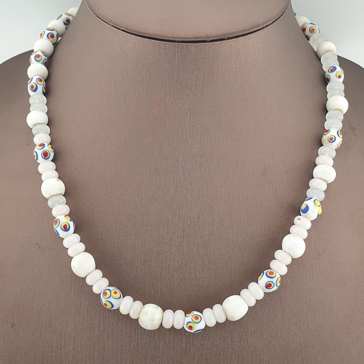 Vintage Venetian African Style Skunk Eyes &amp; Tire Shape White Glass Beads Necklace