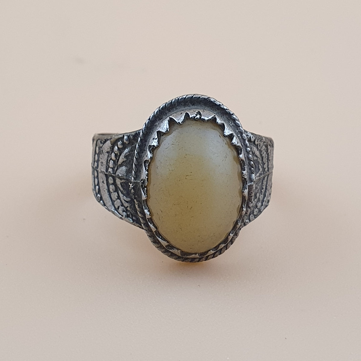 Antique Metal & Agate Ring Vintage Natural Stone Statement Jewelry