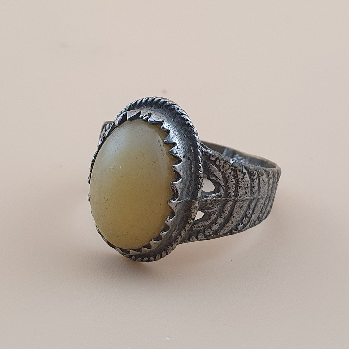 Antique Metal & Agate Ring Vintage Natural Stone Statement Jewelry