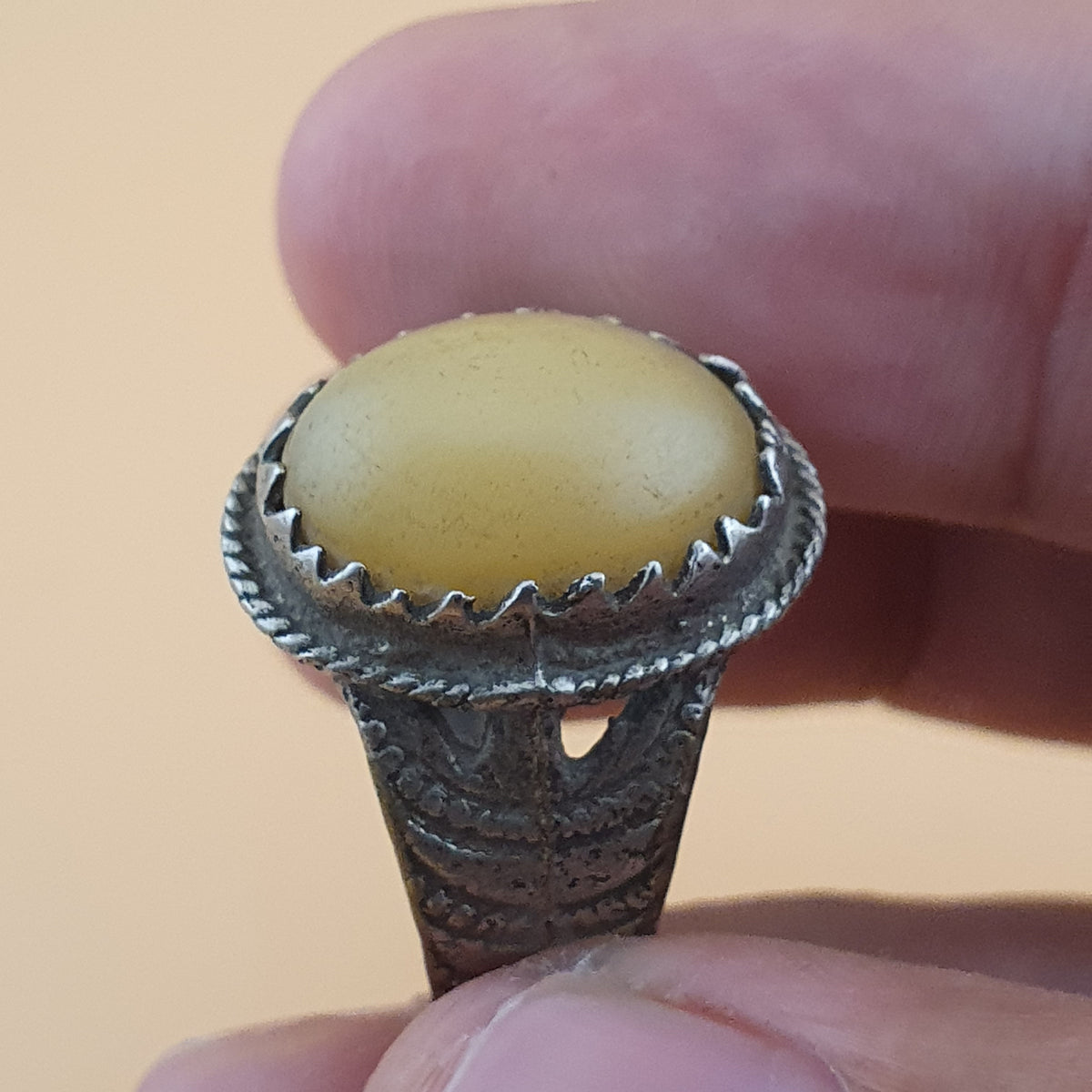 Antique Metal & Agate Ring Vintage Natural Stone Statement Jewelry