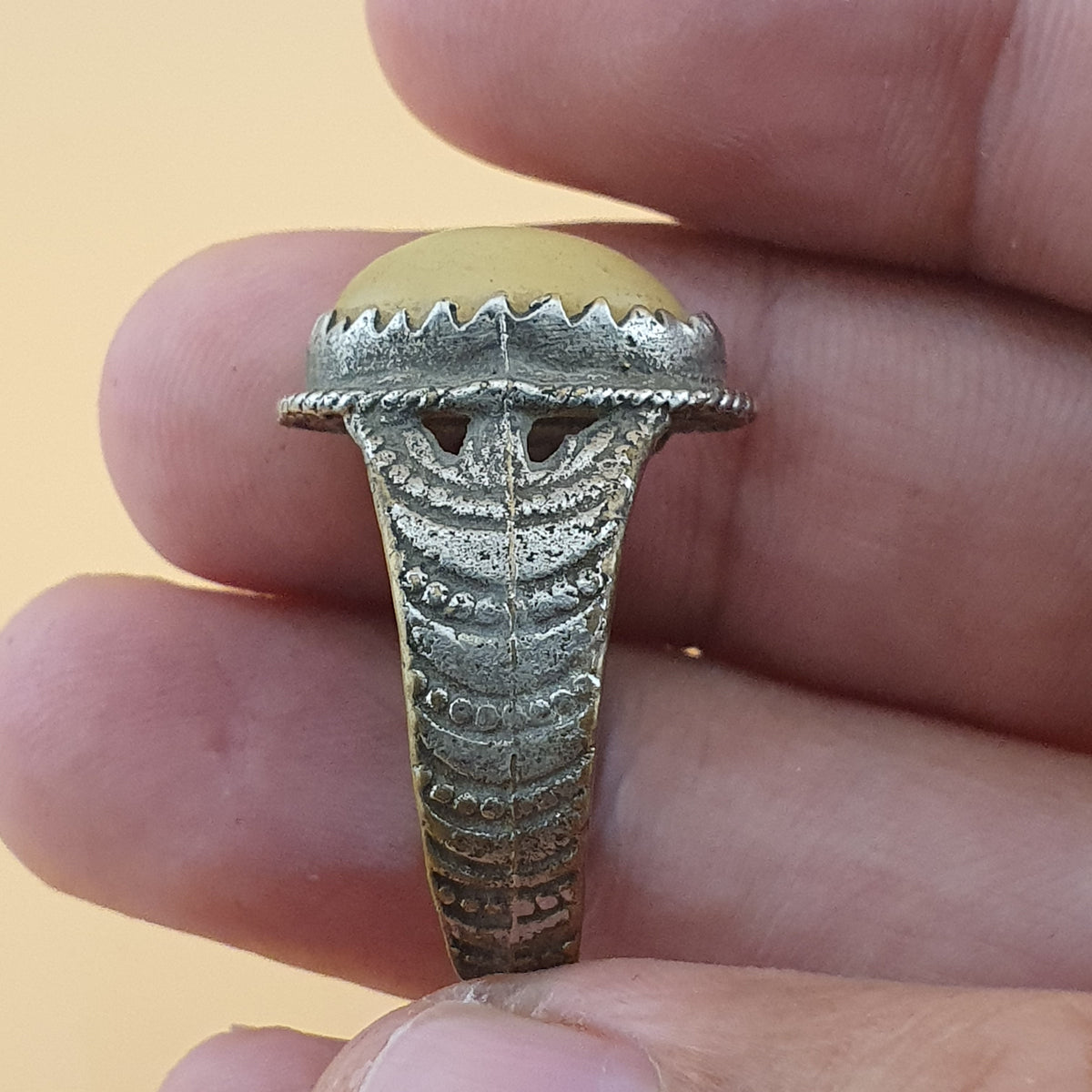 Antique Metal & Agate Ring Vintage Natural Stone Statement Jewelry