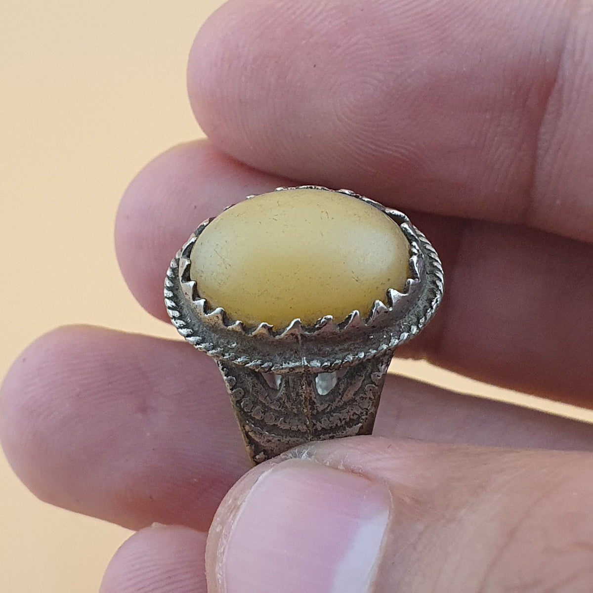 Antique Metal & Agate Ring Vintage Natural Stone Statement Jewelry