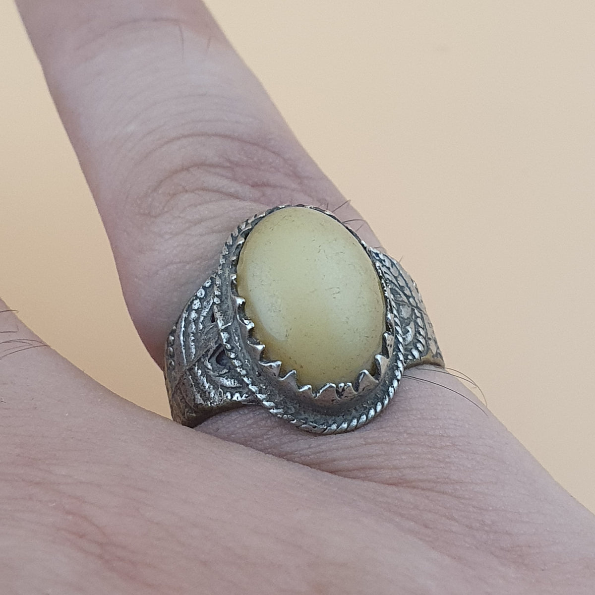Antique Metal & Agate Ring Vintage Natural Stone Statement Jewelry