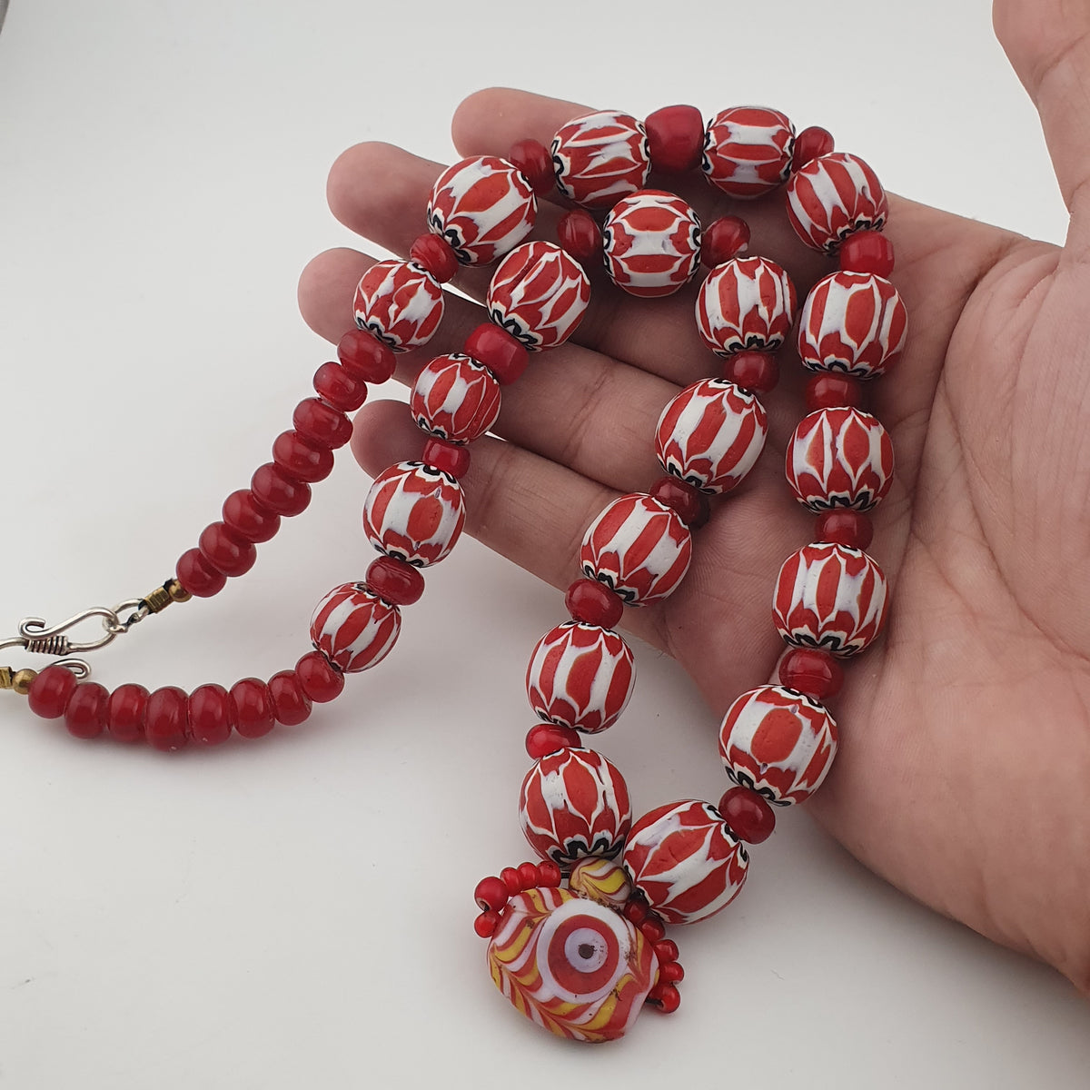 Vintage Venetian Style Chevron & Whiteheart with Eye Old Glass Pendant Necklace