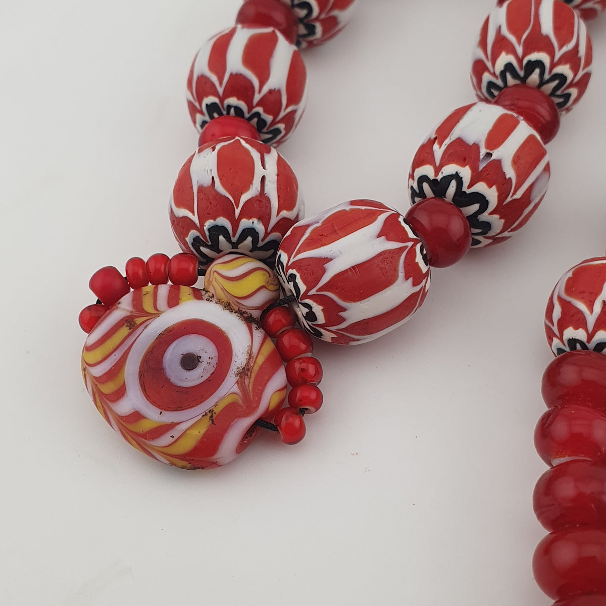 Vintage Venetian Style Chevron & Whiteheart with Eye Old Glass Pendant Necklace