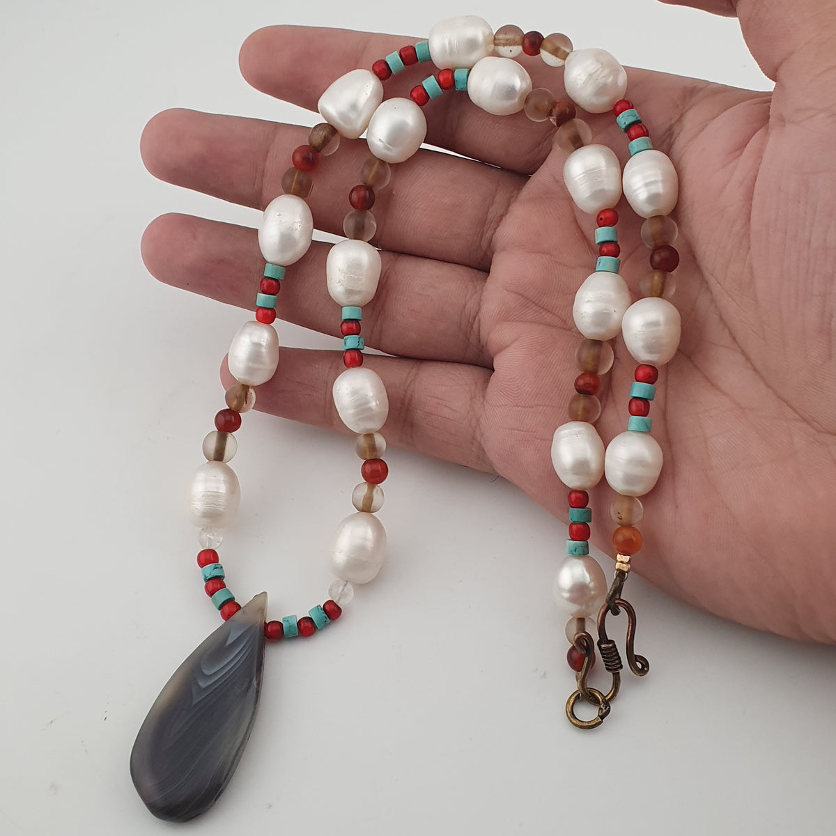 Vintage Freshwater Pearls & Carnelian Quartz Beads with Gray Natural Eye Agate Pendant Necklace