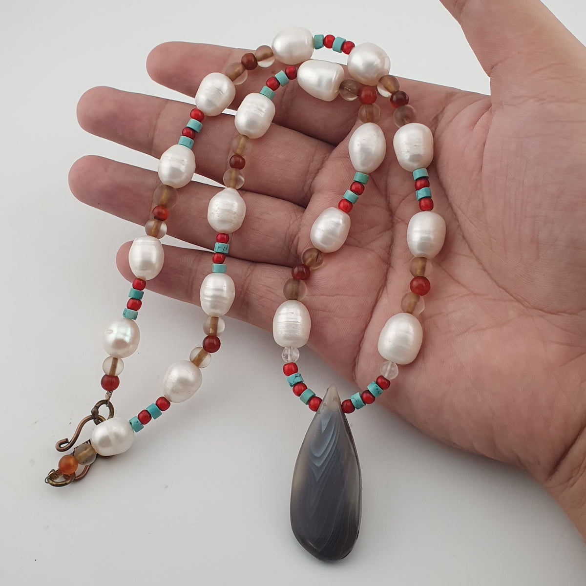 Vintage Freshwater Pearls & Carnelian Quartz Beads with Gray Natural Eye Agate Pendant Necklace