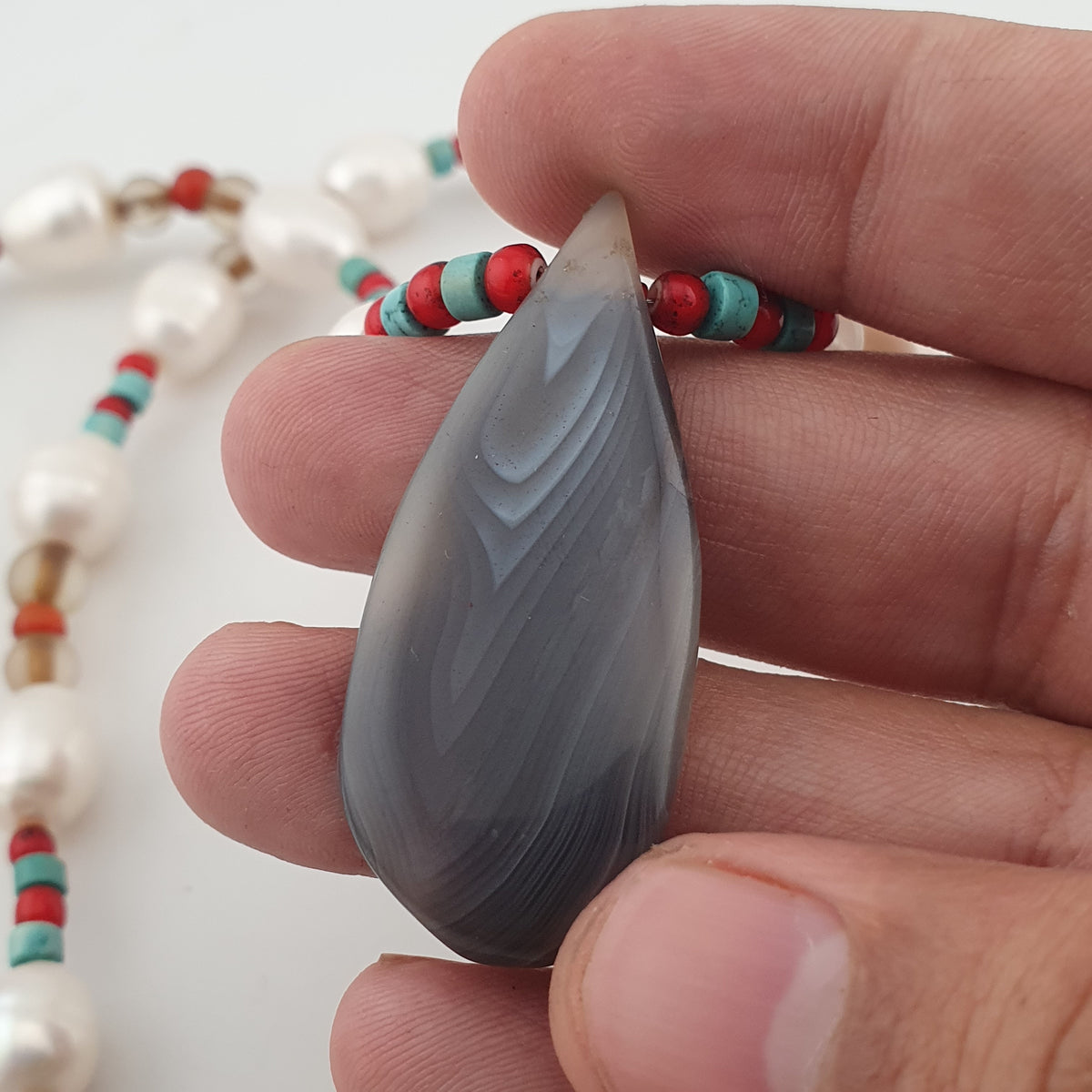 Vintage Freshwater Pearls & Carnelian Quartz Beads with Gray Natural Eye Agate Pendant Necklace