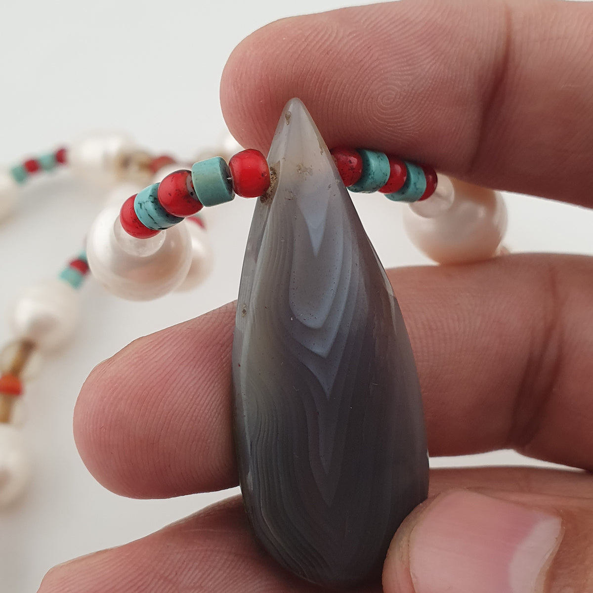 Vintage Freshwater Pearls & Carnelian Quartz Beads with Gray Natural Eye Agate Pendant Necklace