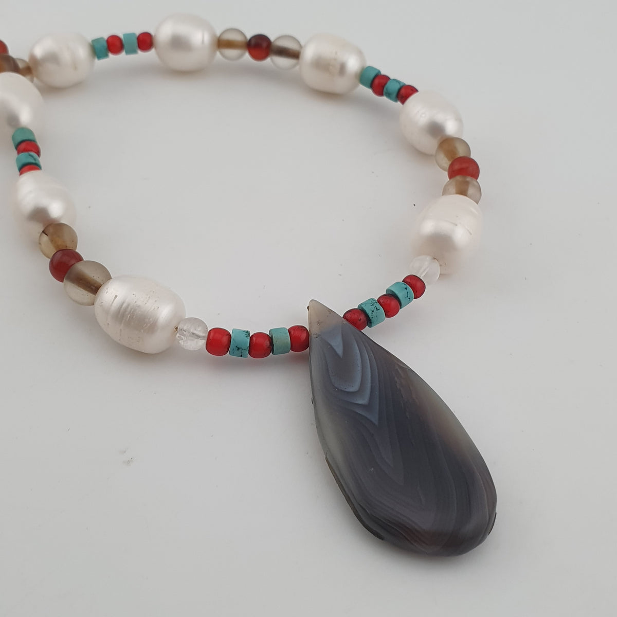 Vintage Freshwater Pearls & Carnelian Quartz Beads with Gray Natural Eye Agate Pendant Necklace