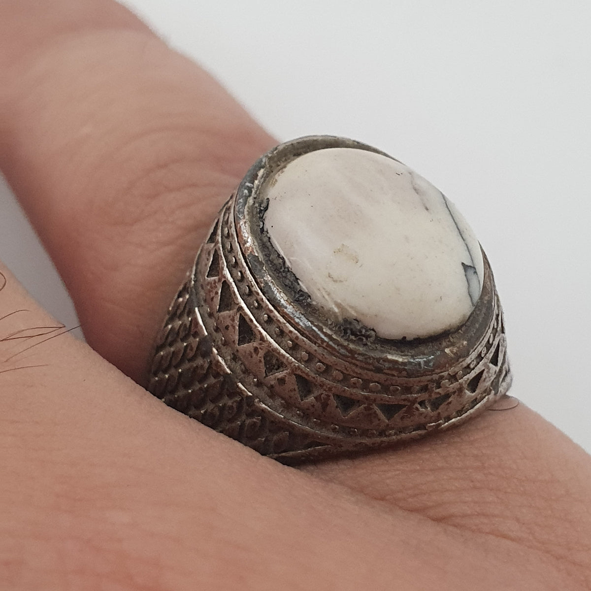 Vintage Natural Eyes Agate Bead Amulet Pendant