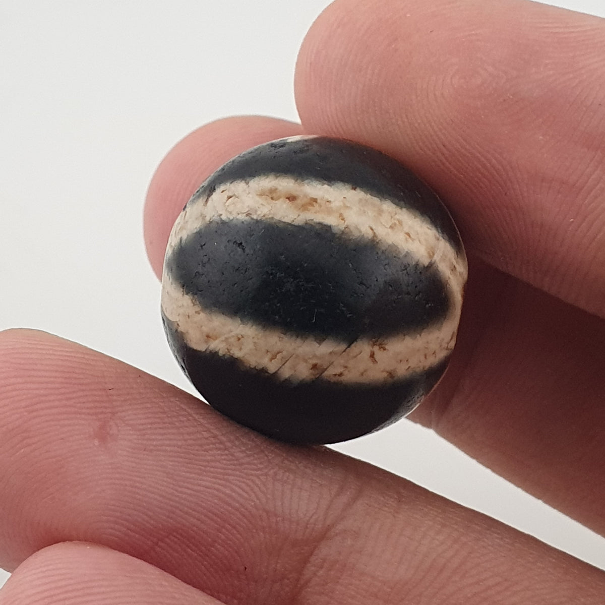 Vintage Himalayan Melon Desgin Agate Dzi Bead Amulet