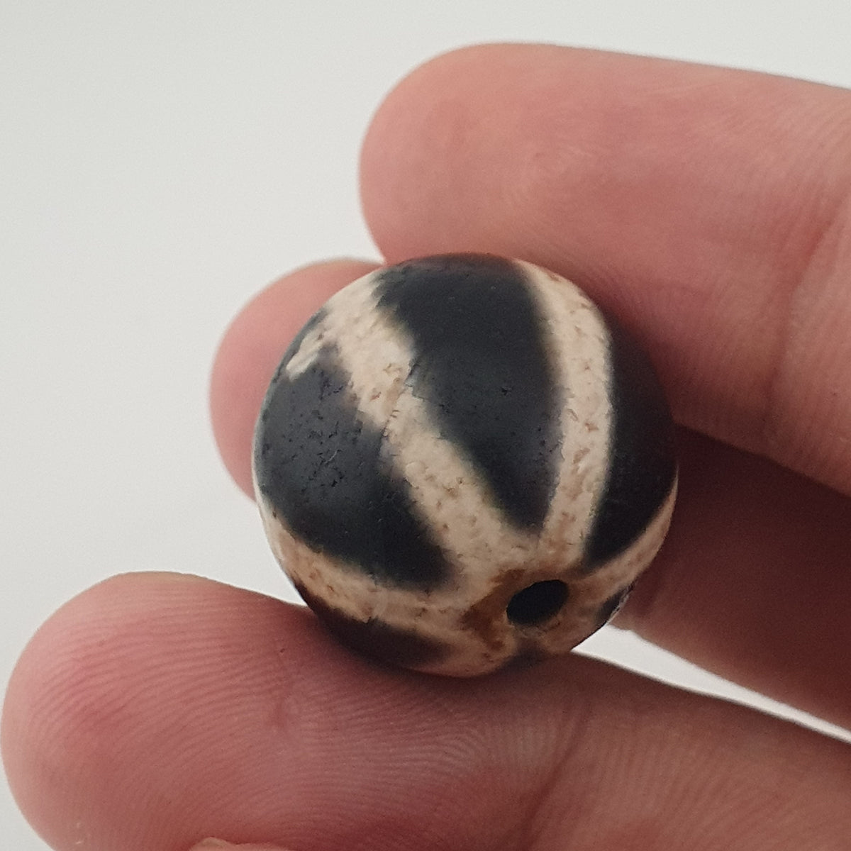 Vintage Himalayan Melon Desgin Agate Dzi Bead Amulet