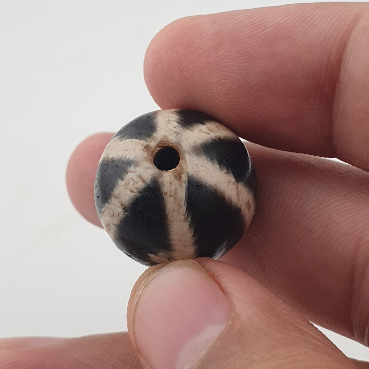 Vintage Himalayan Melon Desgin Agate Dzi Bead Amulet