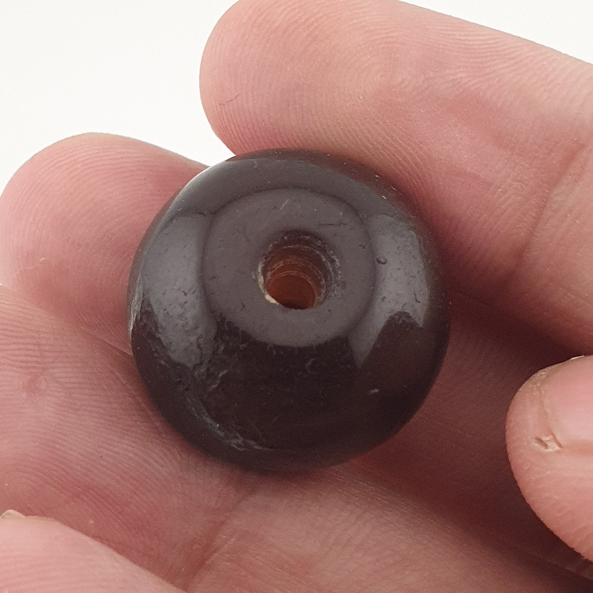 Vintage Himalayan Natrual Tire Shape Agate Beads Amulet