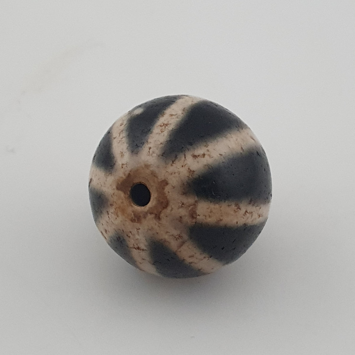 Vintage Himalayan Tibetan Melon Desgin Agate Dzi Bead Amulet