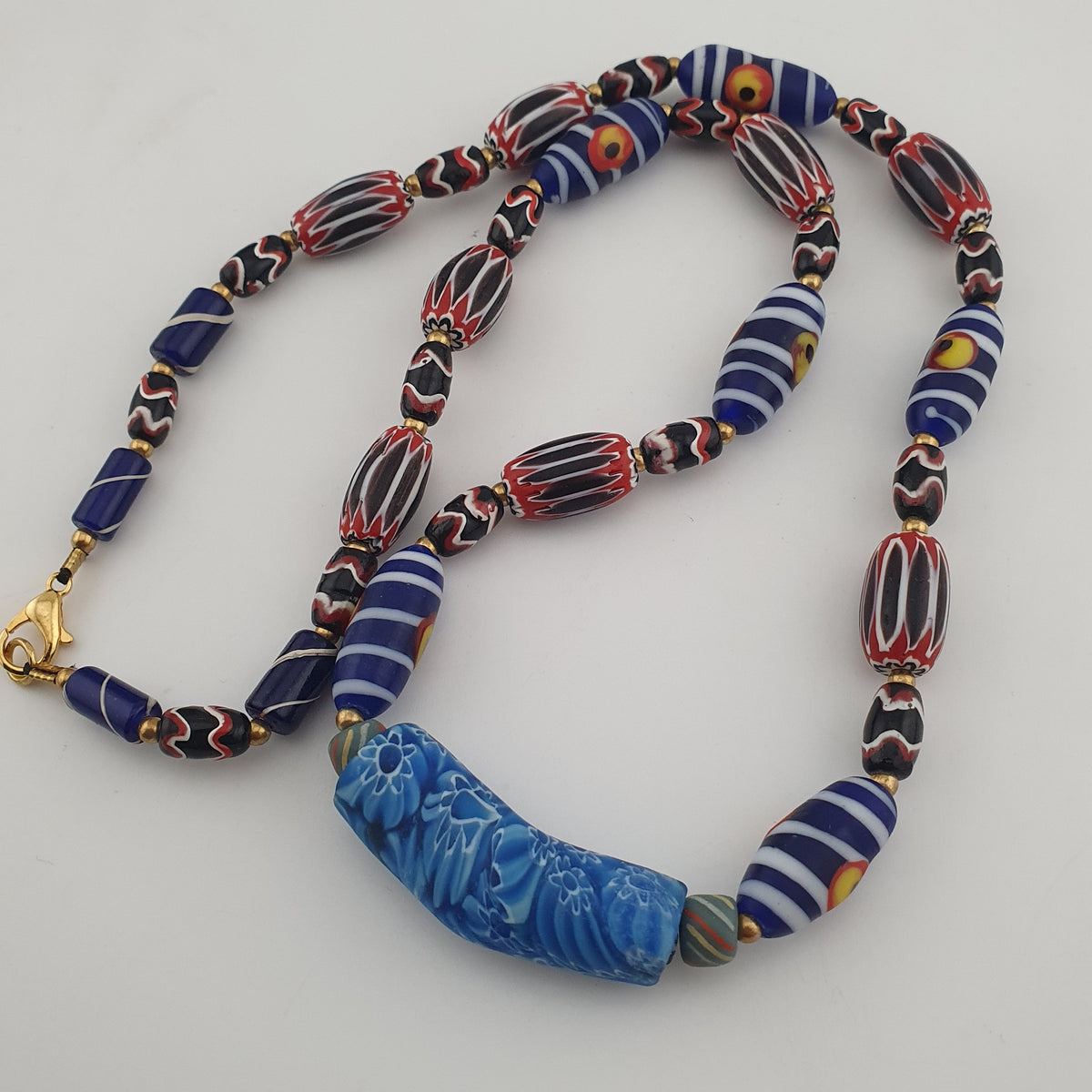 Vintage Venetian Style Mix Chevron & Eyes Glass With Old Face Glass Pendant Necklace