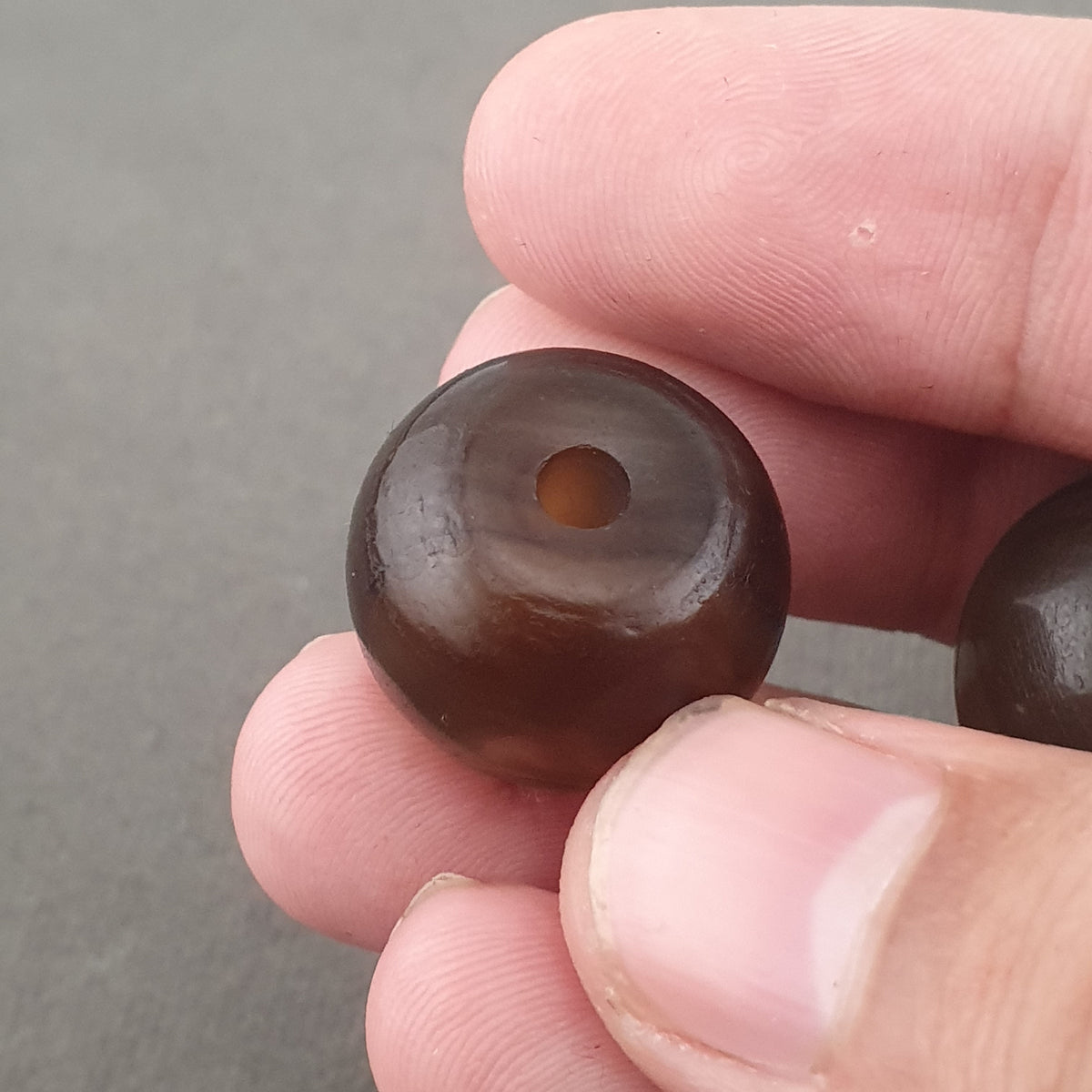Vintage Himalayan Tire Shape Natrual Suliemani Agate Beads Lot of 2